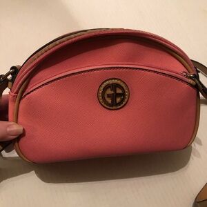 Giani Bernini dome satchel faux leather Salmom Crossbody Bag